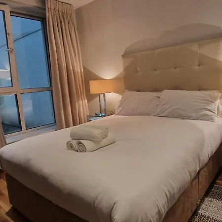 Apartmán Slick & Stylish - Large 1bd In Heart Of *